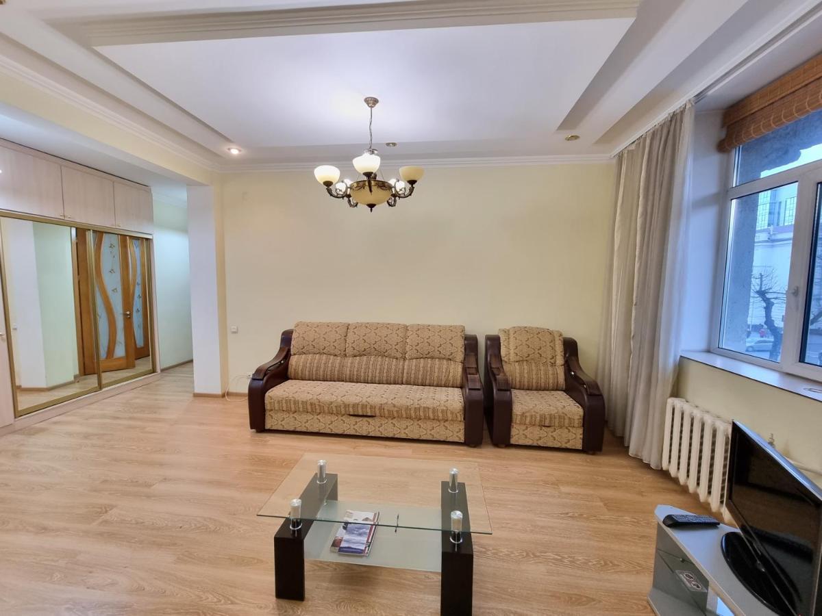 Stefan Cel Mare Boulevard Ultracentral Apartments In The Center Кишинёв Экстерьер фото