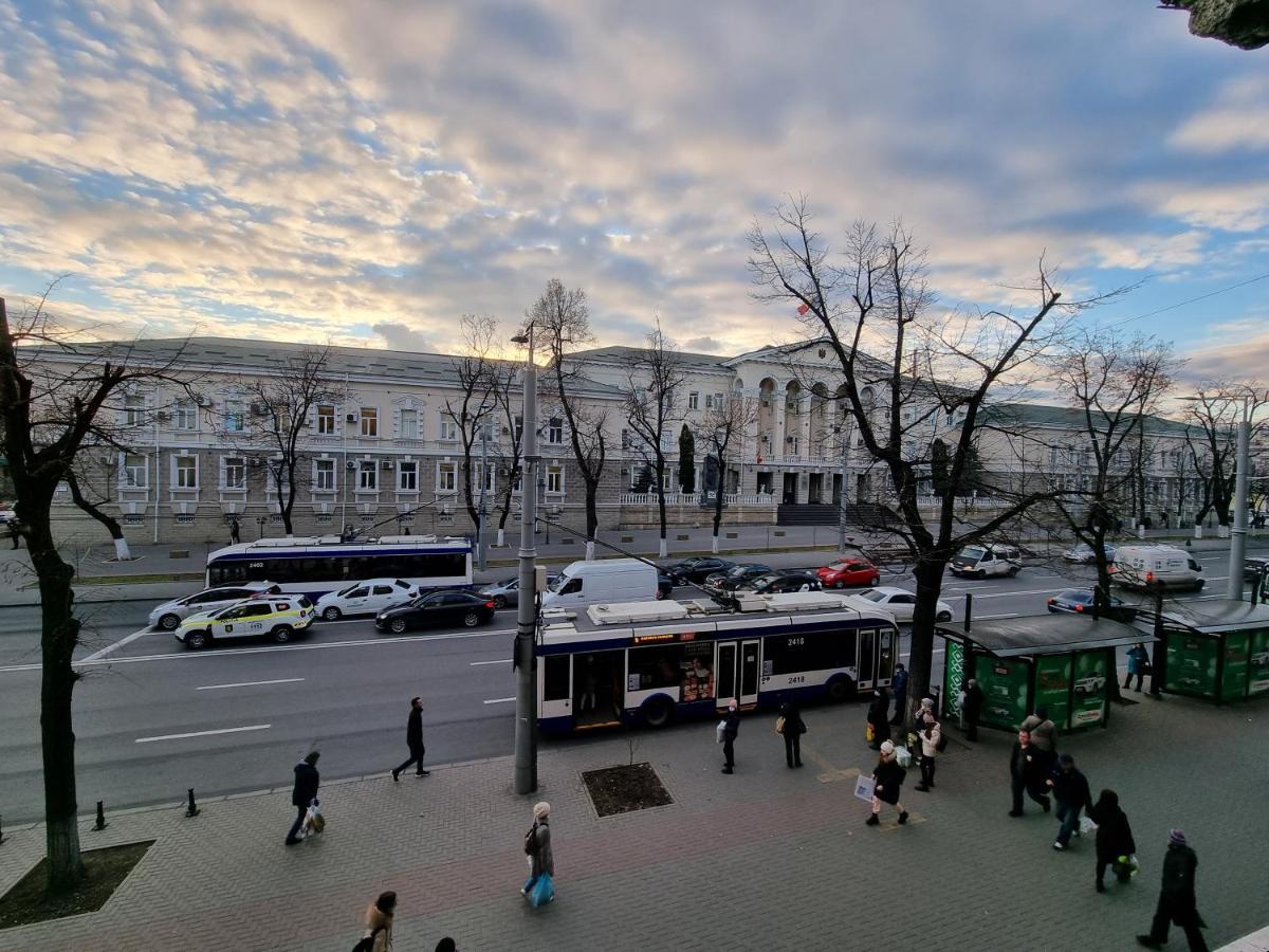 Stefan Cel Mare Boulevard Ultracentral Apartments In The Center Кишинёв Экстерьер фото