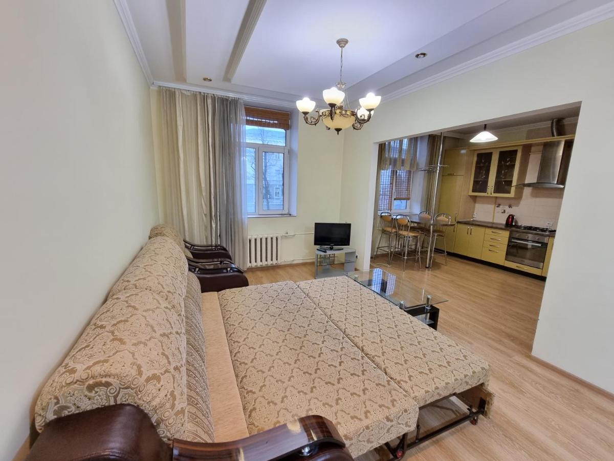 Stefan Cel Mare Boulevard Ultracentral Apartments In The Center Кишинёв Экстерьер фото