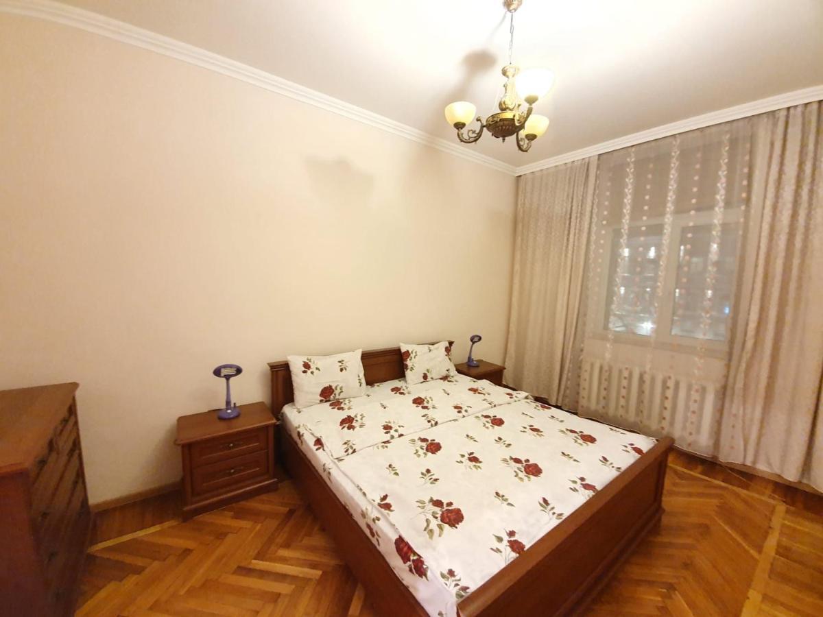 Stefan Cel Mare Boulevard Ultracentral Apartments In The Center Кишинёв Экстерьер фото
